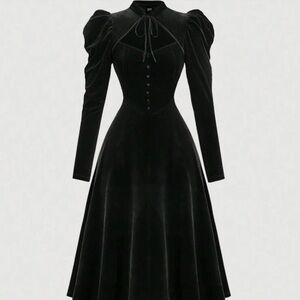 🌼 5 for $30 🌼 SHEIN Mod Black Velvet Dress